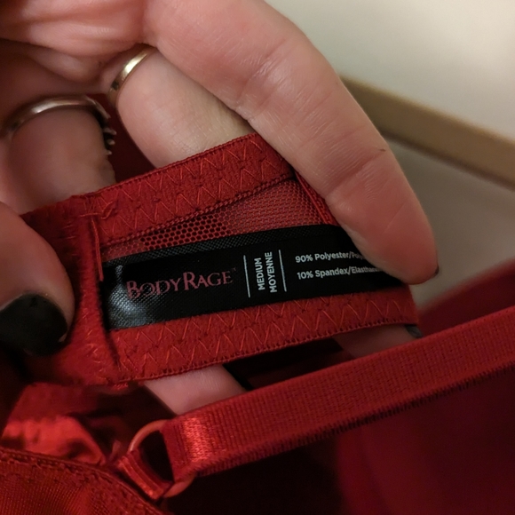 ✨ Sexy shiny red top - Picture 4 of 7